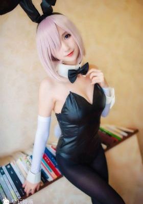 内裤美女图片看逼逼_1080P免费播放