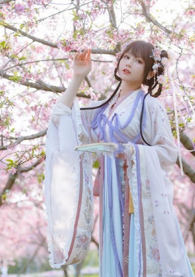 色一情一乱一交一二三_蓝光在线观看完整版