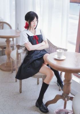 蜜臀av在线免费观看_成人在线观看免费